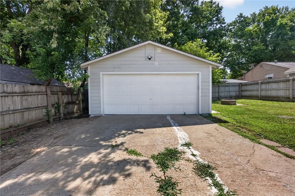 1243 S Mccoy Street — photo 28