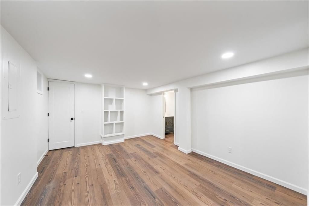 5711 W 78th Terrace — photo 23