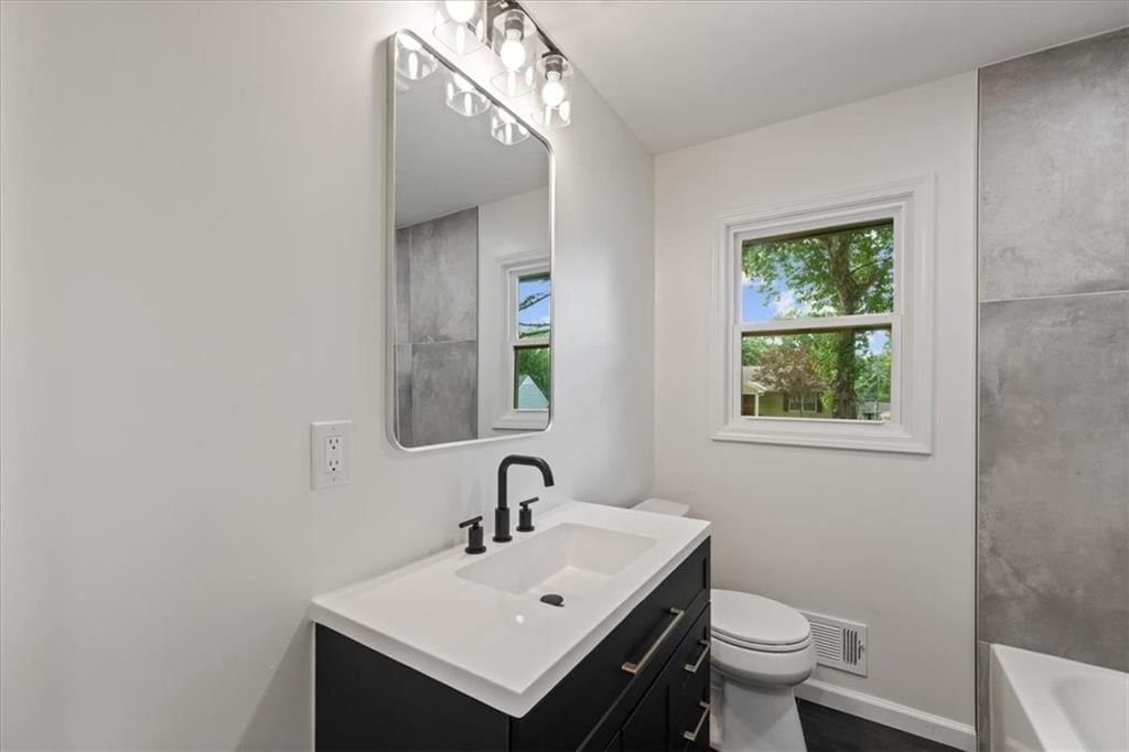 5711 W 78th Terrace — photo 49
