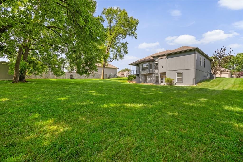 15613 White Drive — photo 34