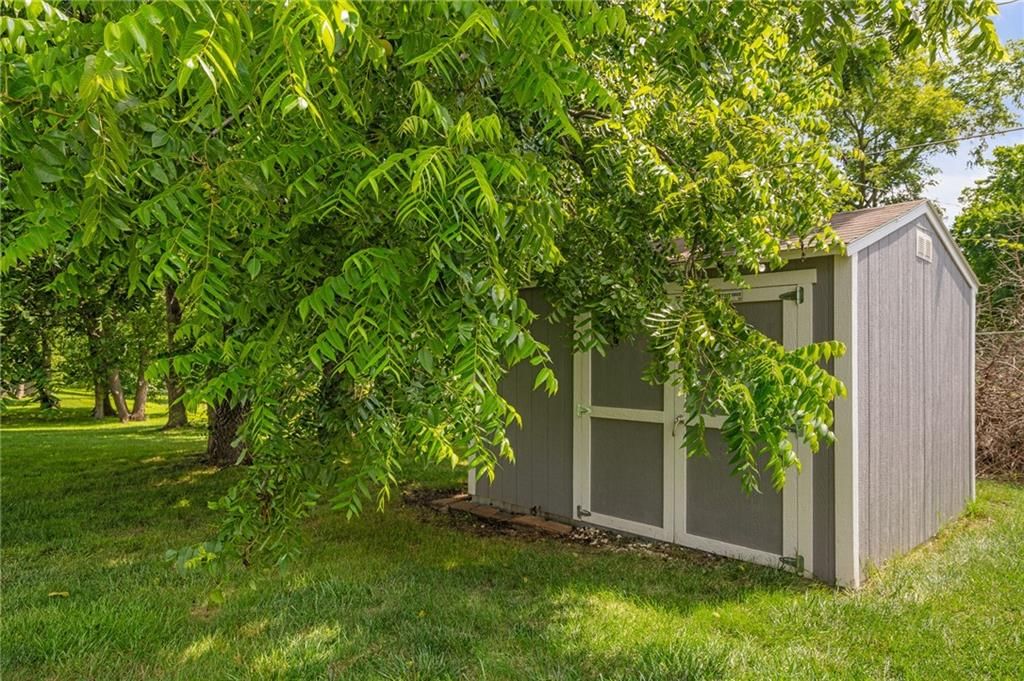 15613 White Drive — photo 37