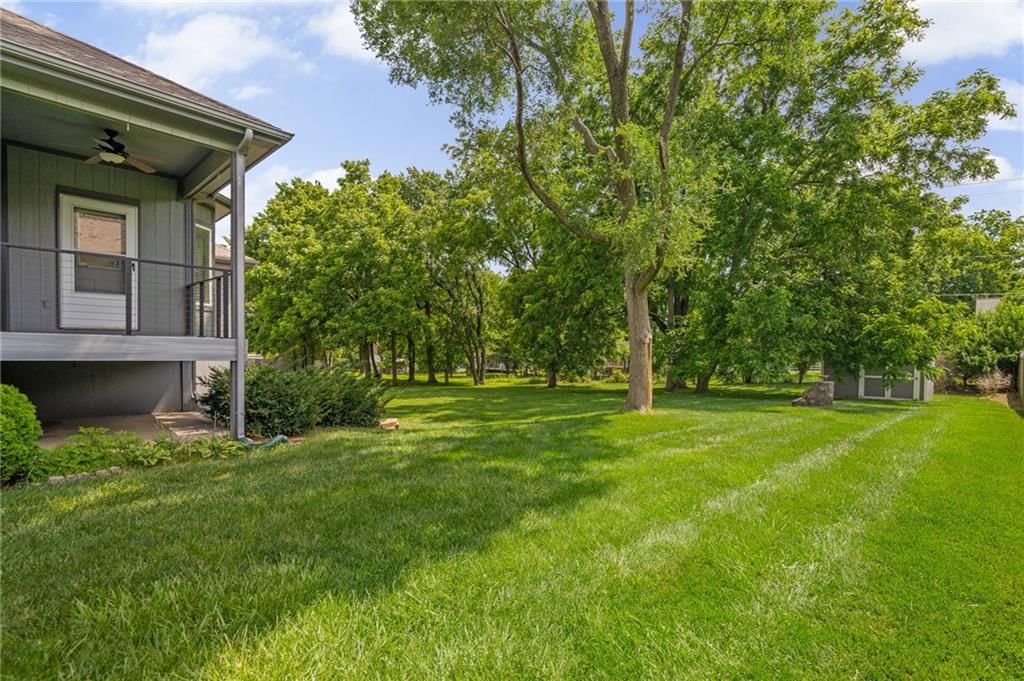 15613 White Drive — photo 38