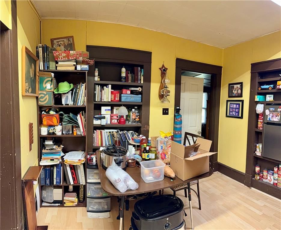 126 W 9th Street — photo 15