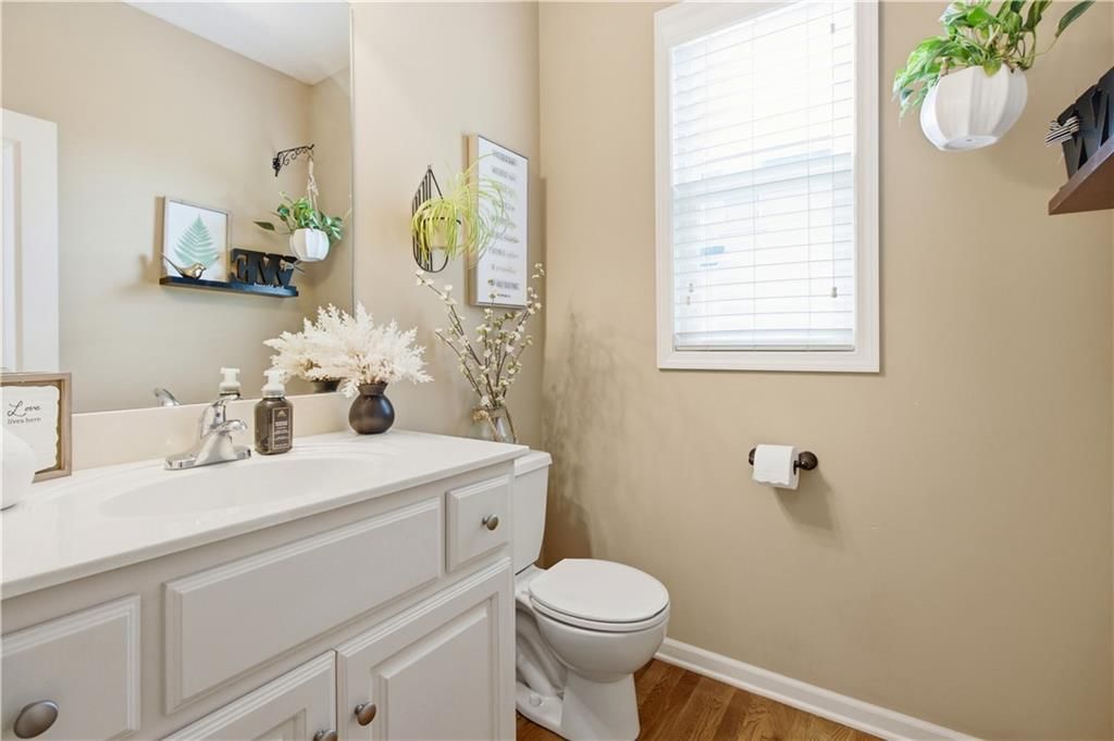 5537 Aminda Street — photo 25