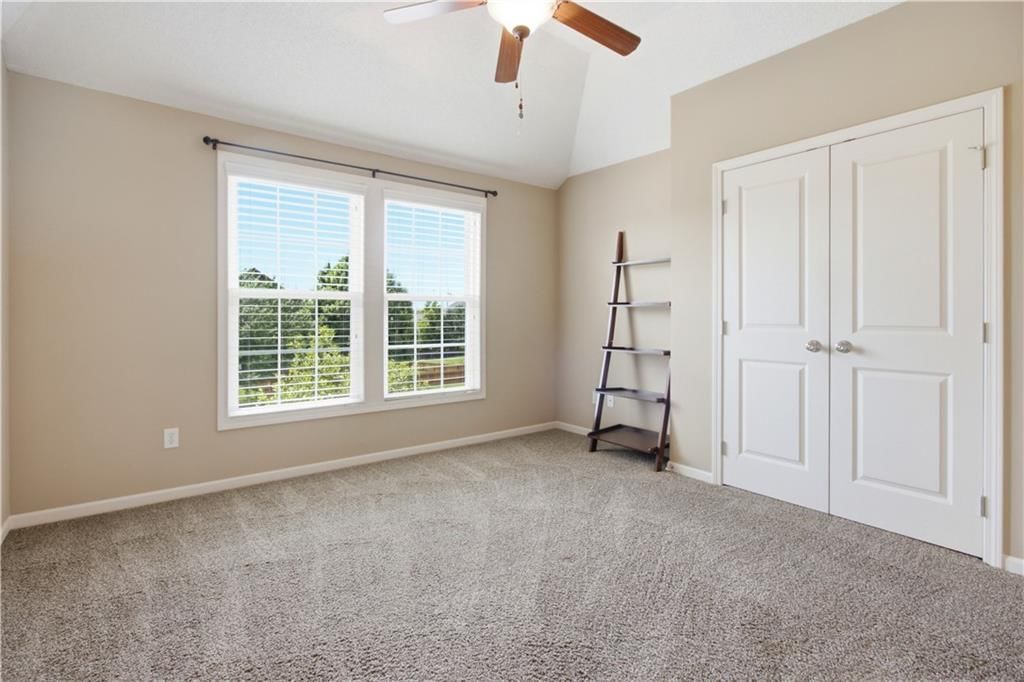 5537 Aminda Street — photo 26