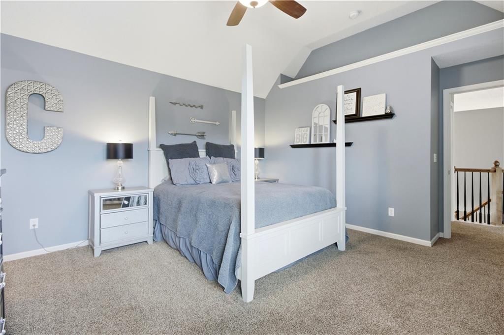 5537 Aminda Street — photo 37
