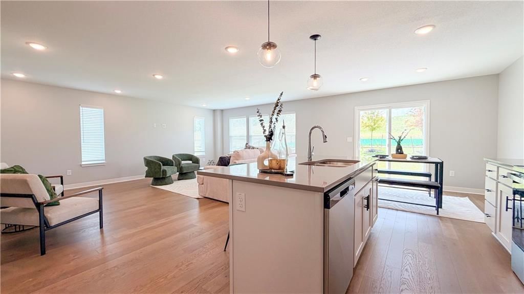 707 Glenn Circle — photo 13