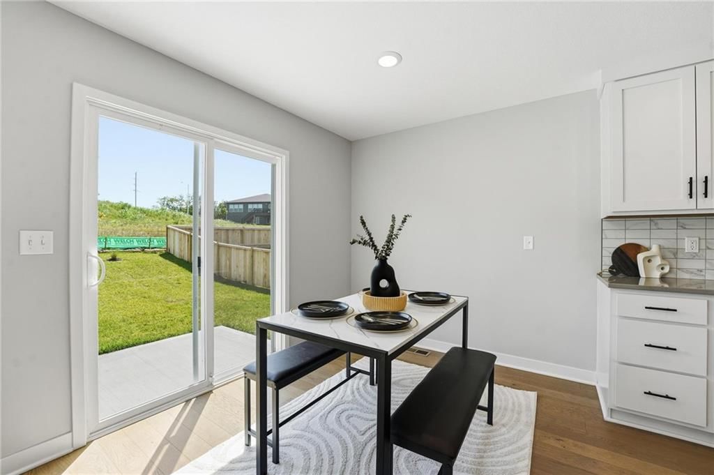 707 Glenn Circle — photo 24