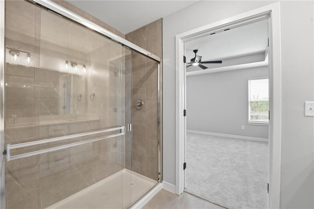 707 Glenn Circle — photo 36