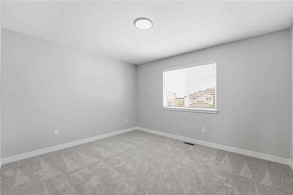 707 Glenn Circle — photo 38