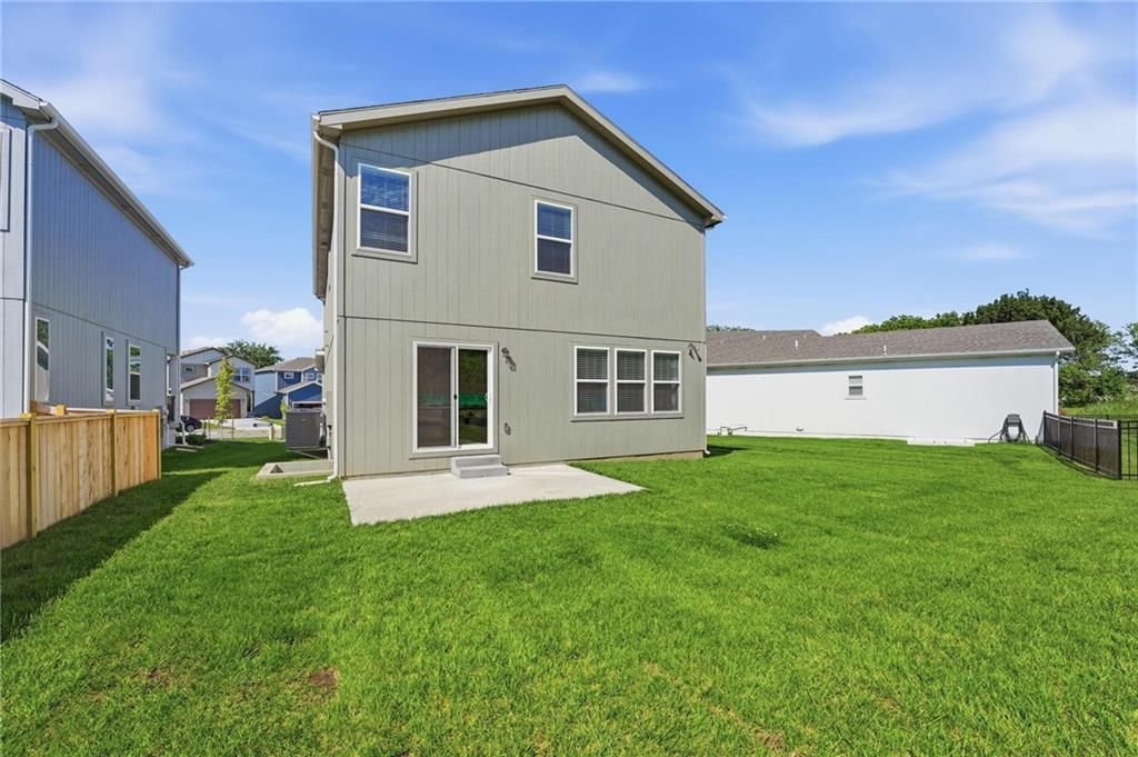 707 Glenn Circle — photo 45