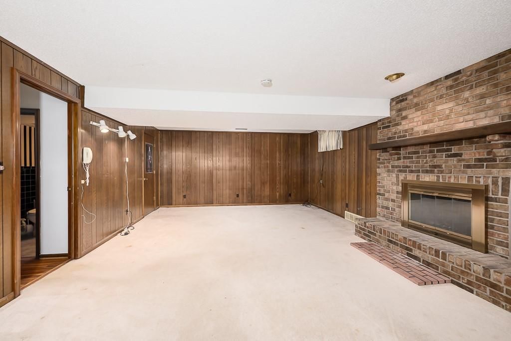 260 Holiday Drive — photo 17
