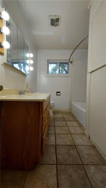 1916 S Stilwell Street — photo 11