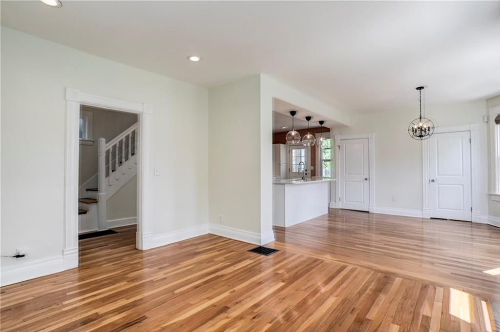 327 Ord Street — photo 8