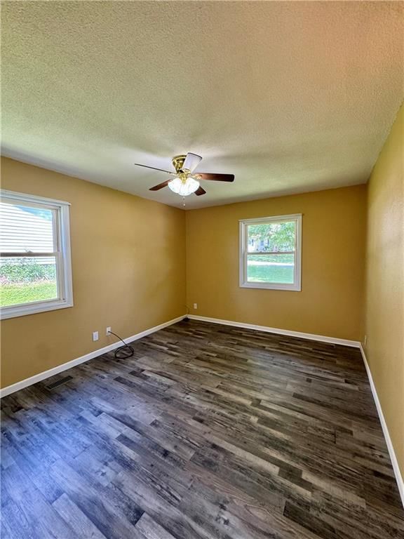 720 W Cooper Street — photo 7