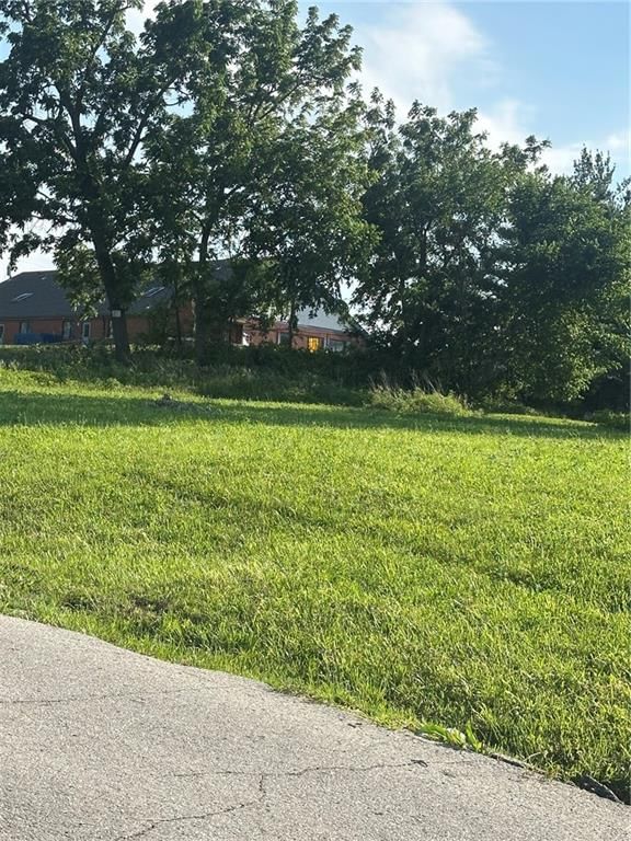 4708 Emery Avenue — photo 4
