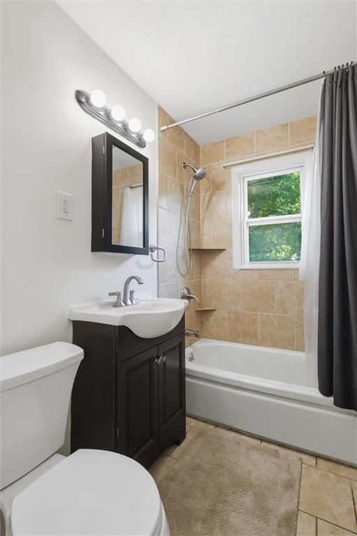 11605 Belmont Avenue — photo 24
