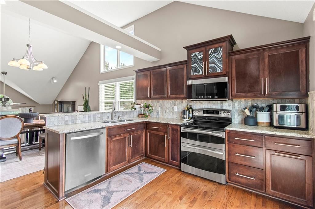 3020 S Argonne Court — photo 8