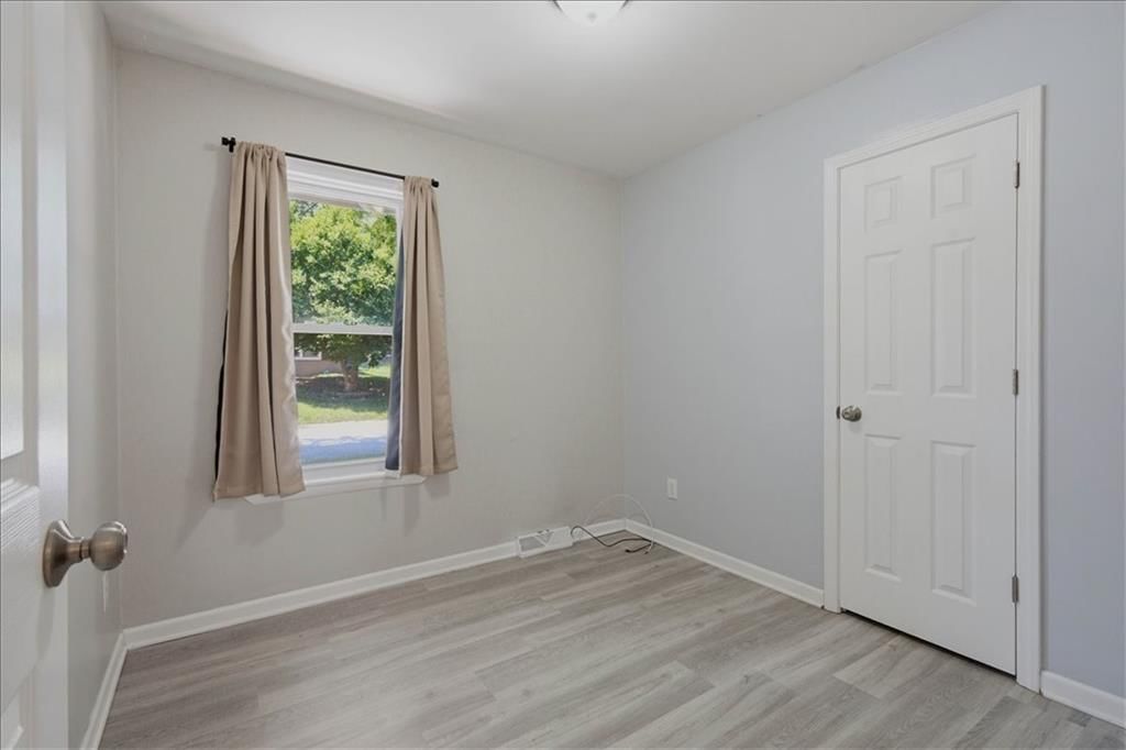 2919 DOWNEY Avenue — photo 14
