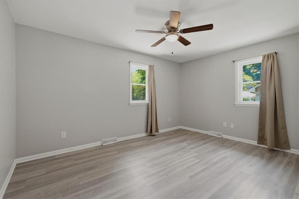 2919 DOWNEY Avenue — photo 18