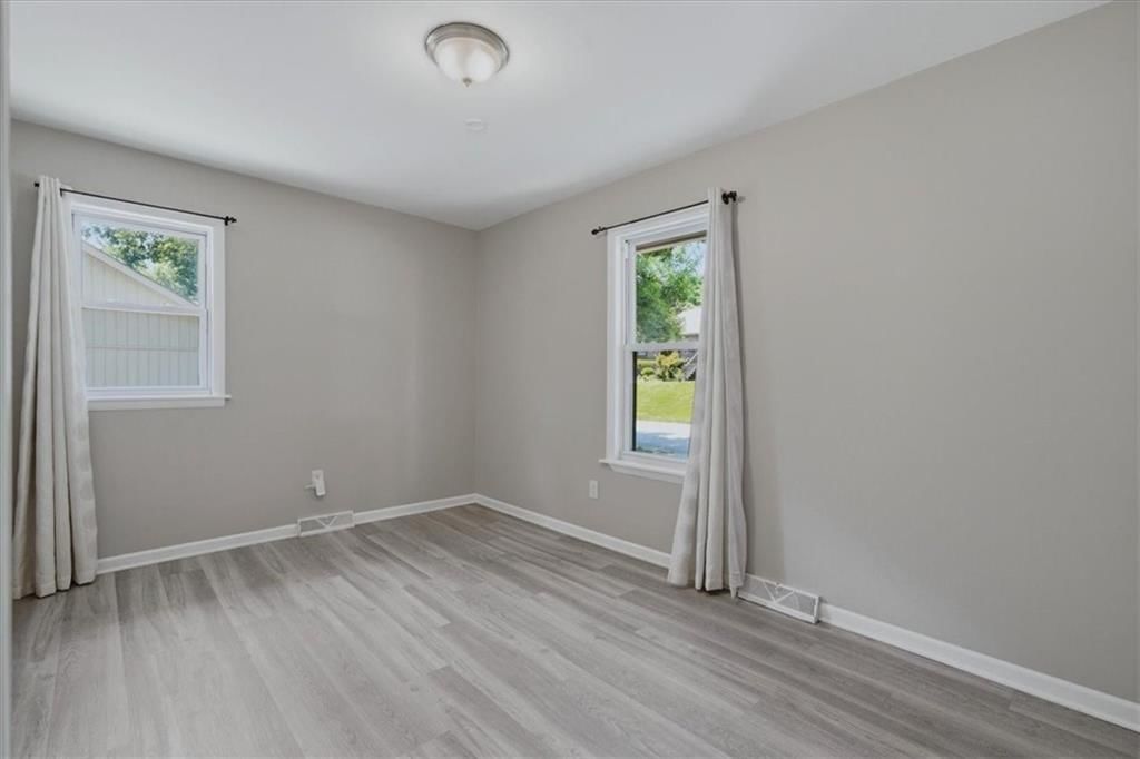 2919 DOWNEY Avenue — photo 20