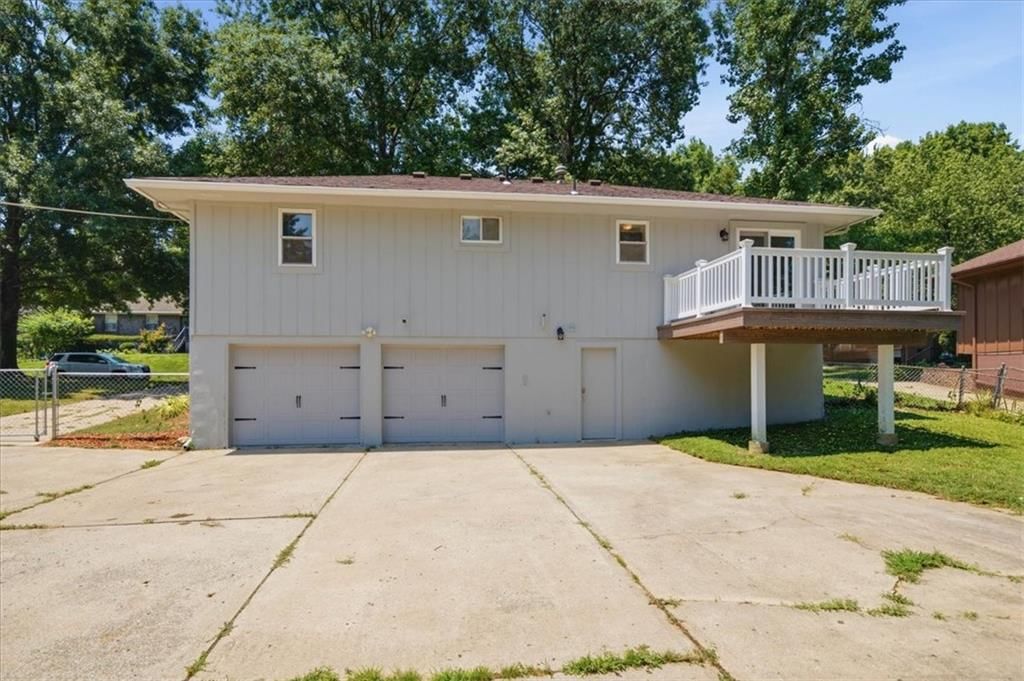 2919 DOWNEY Avenue — photo 27