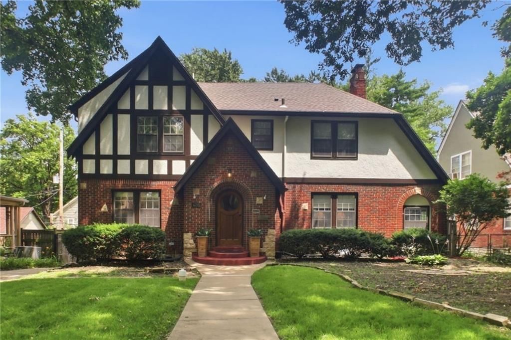 6215 McGee Street — photo 1