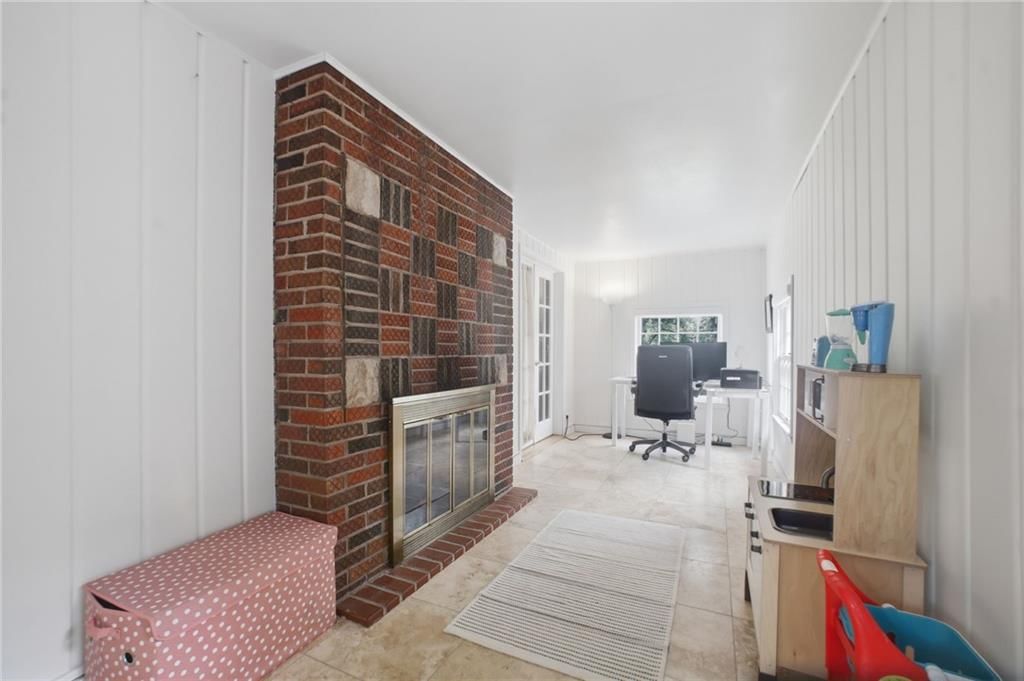 6215 McGee Street — photo 17