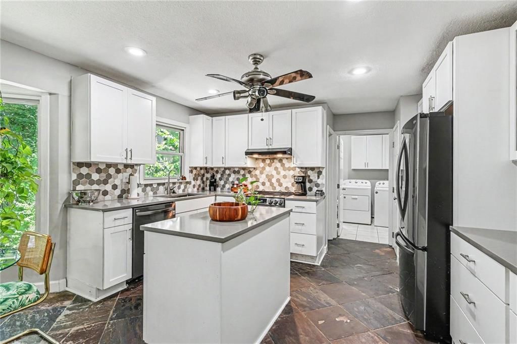 4113 NW Claymont Drive — photo 10