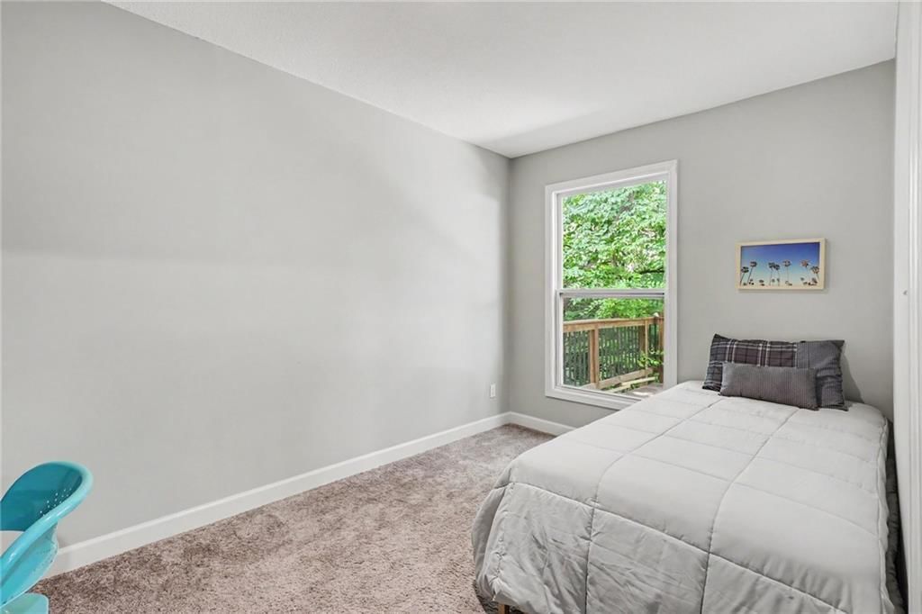 4113 NW Claymont Drive — photo 17