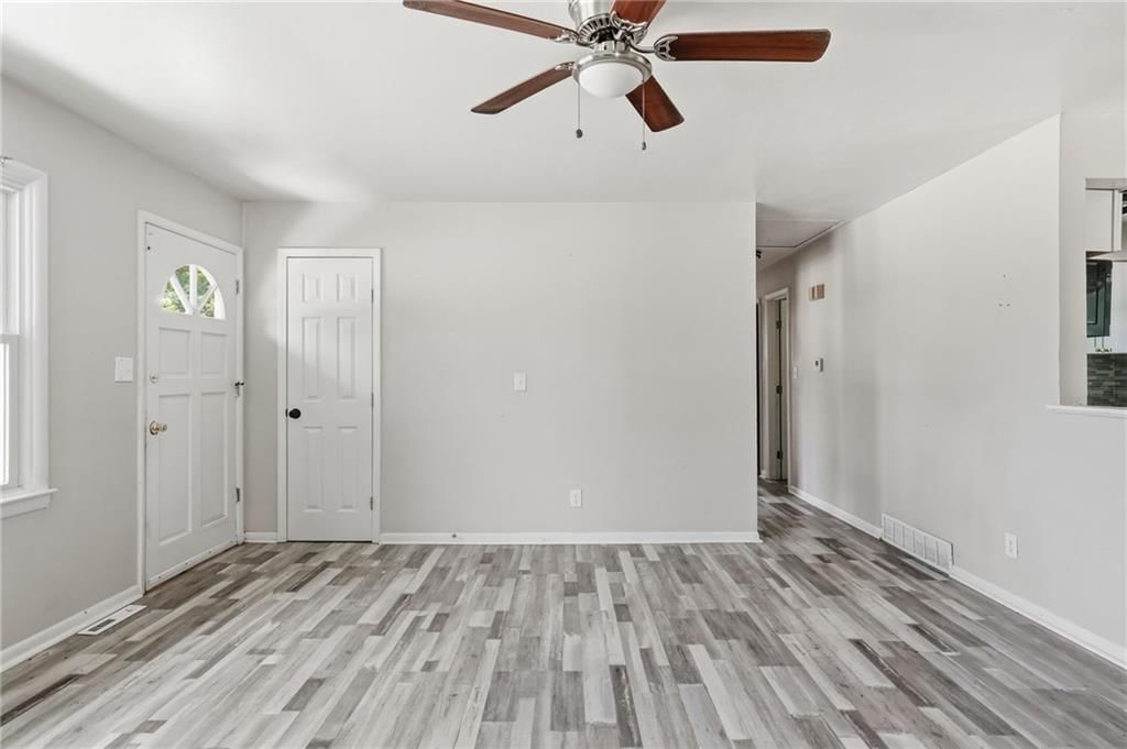 2402 N Liberty Street — photo 3