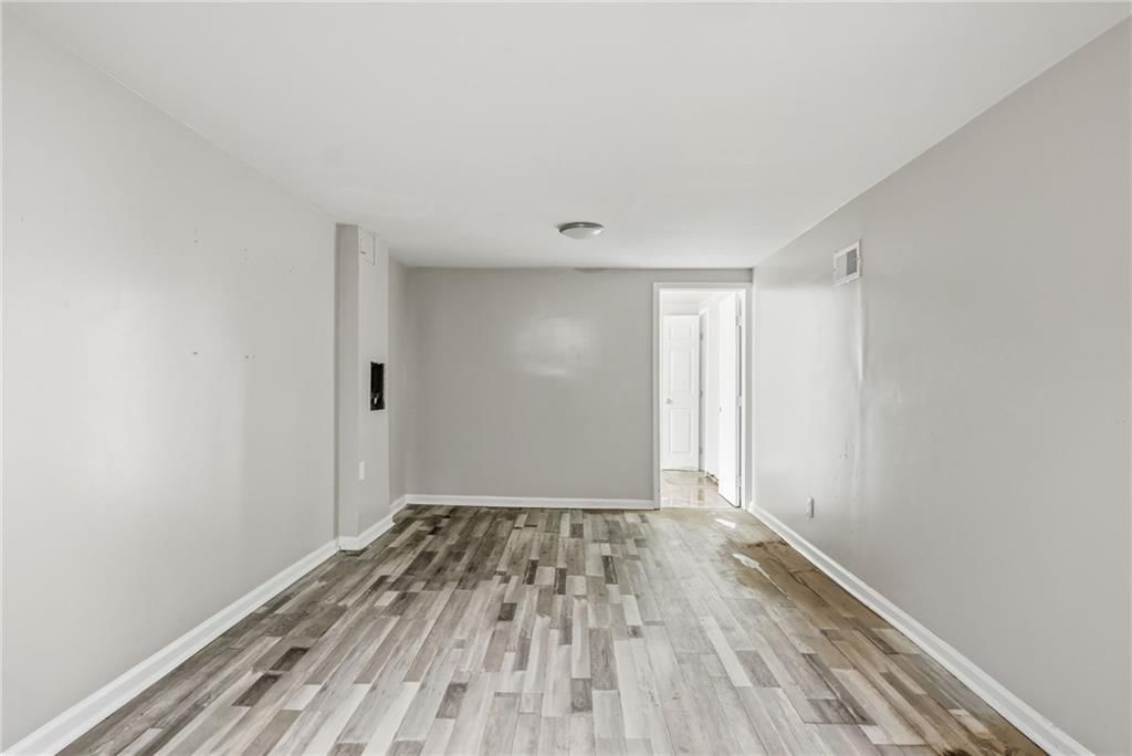 2402 N Liberty Street — photo 9