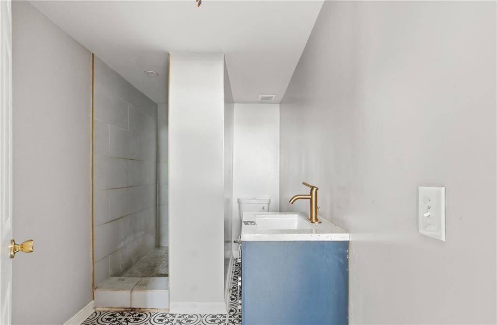 2402 N Liberty Street — photo 25