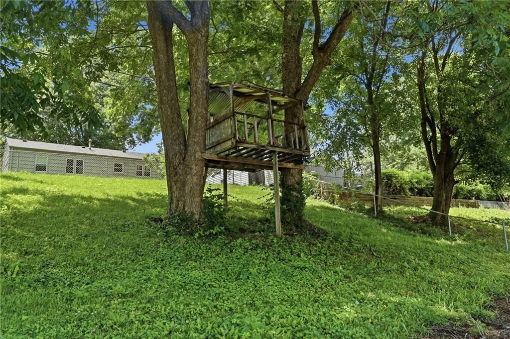 2402 N Liberty Street — photo 35