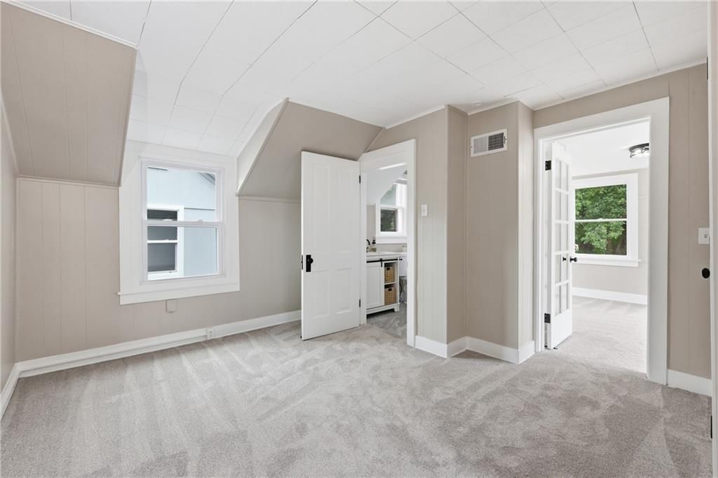 919 4th Avenue — photo 15