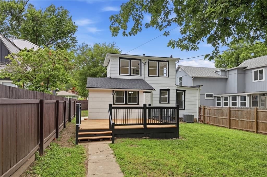 919 4th Avenue — photo 20