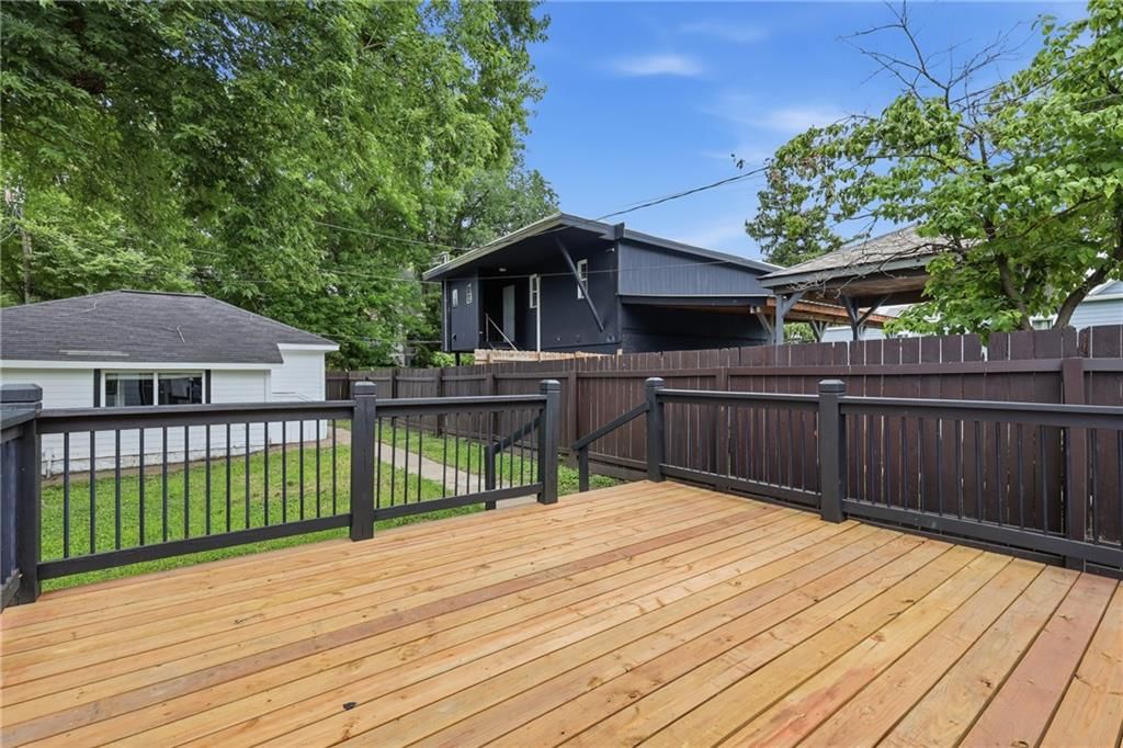 919 4th Avenue — photo 23