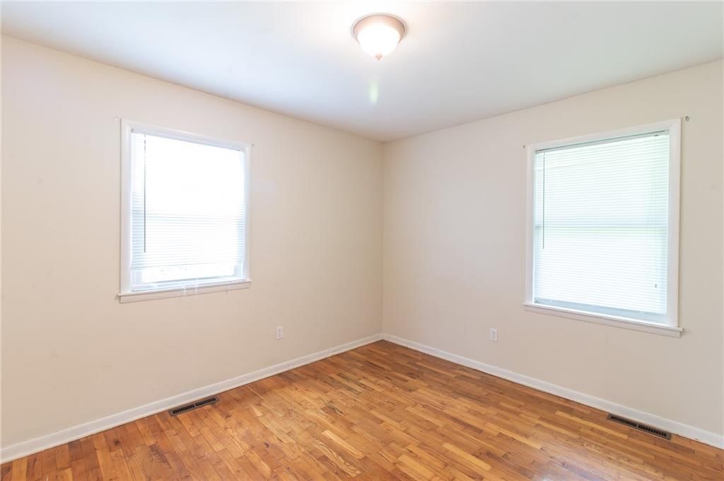 403 W South Street — photo 11