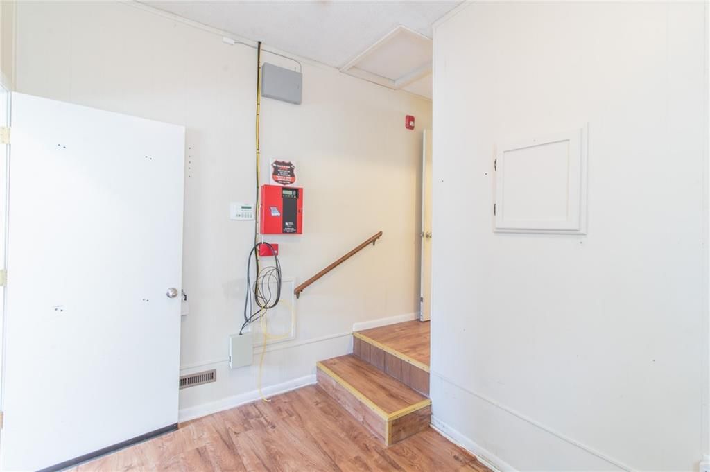 403 W South Street — photo 22