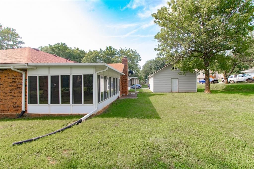 1500 N Aztec Avenue — photo 23