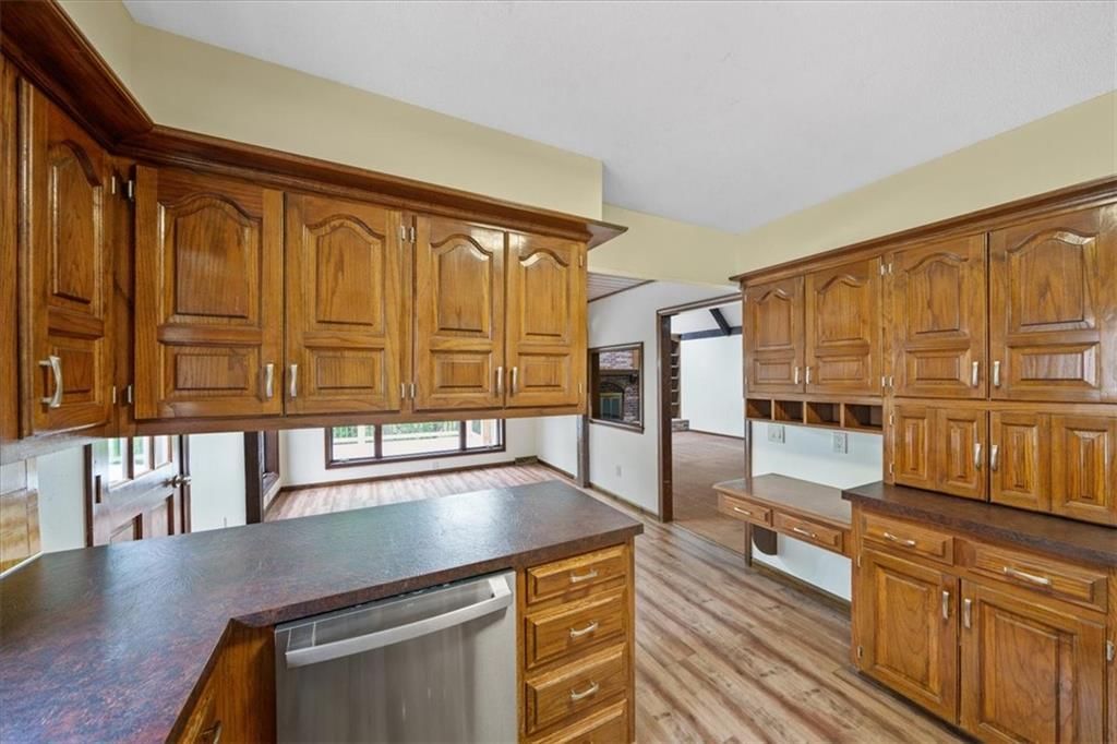 5768 Bower Street — photo 11