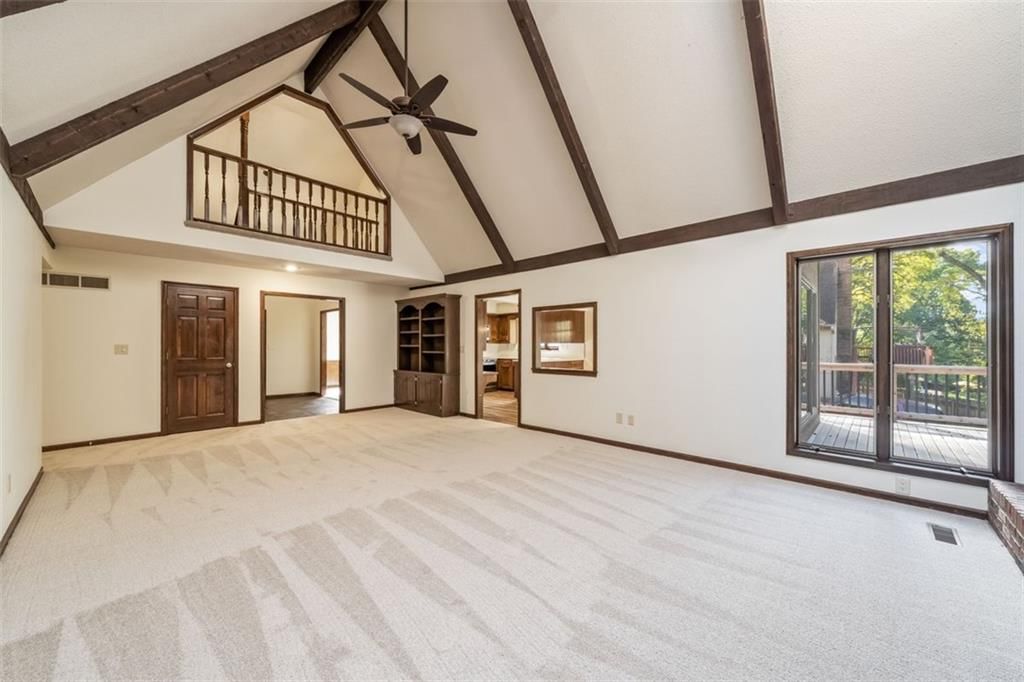 Photo 6 of 27 - 5768 Bower Street, Kansas City, MO 64133