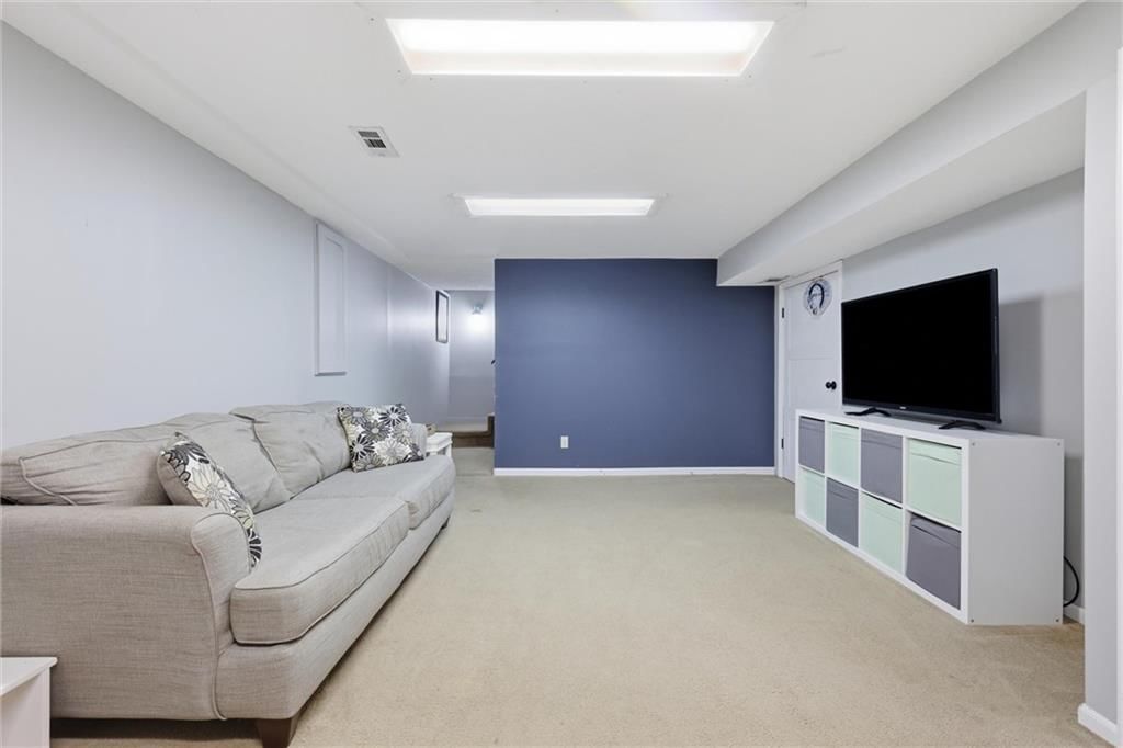 921 Glen Haven Circle — photo 32