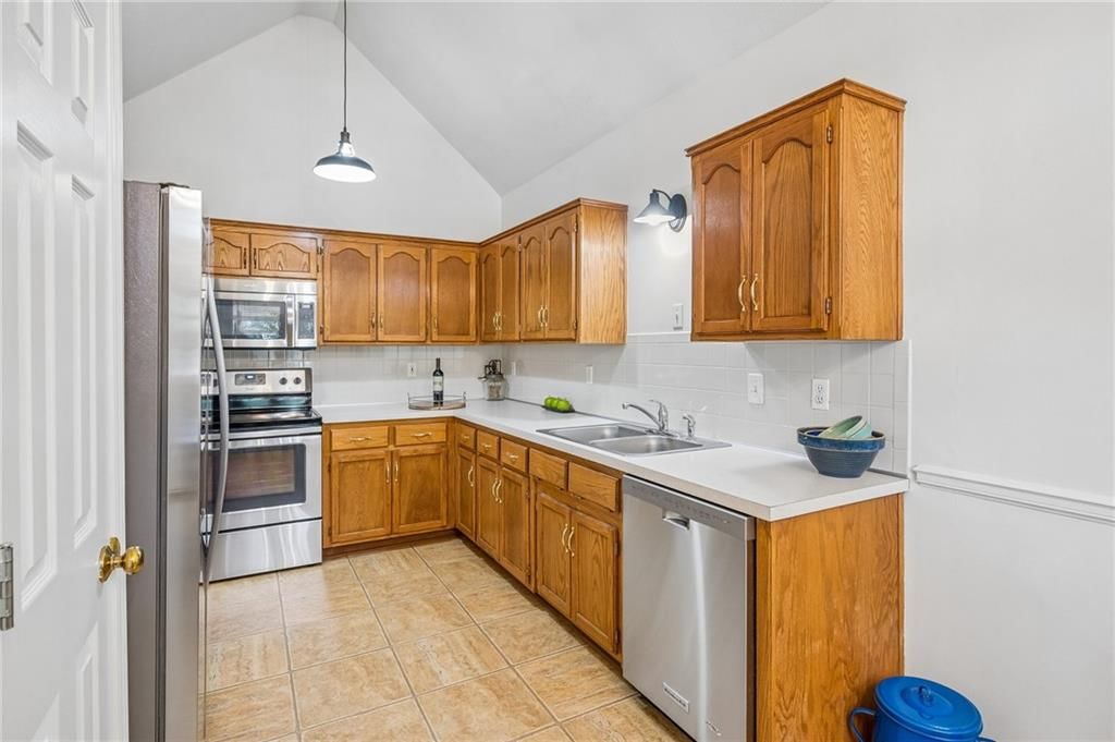 7102 N Kingston Court — photo 6