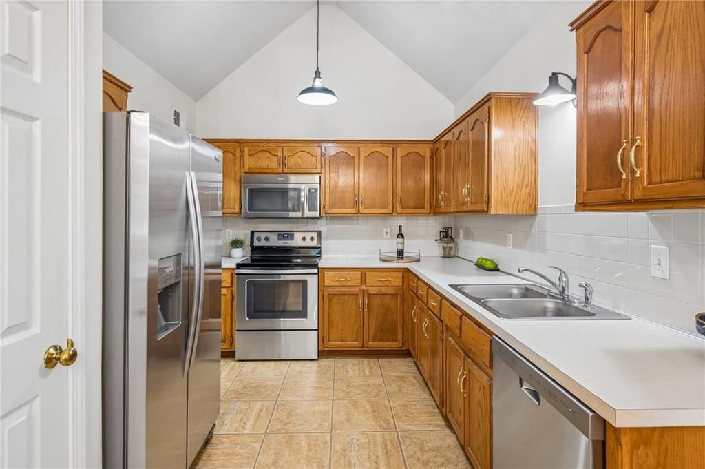 7102 N Kingston Court — photo 7