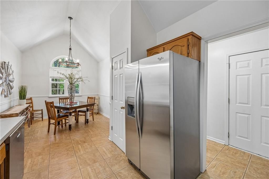 7102 N Kingston Court — photo 8