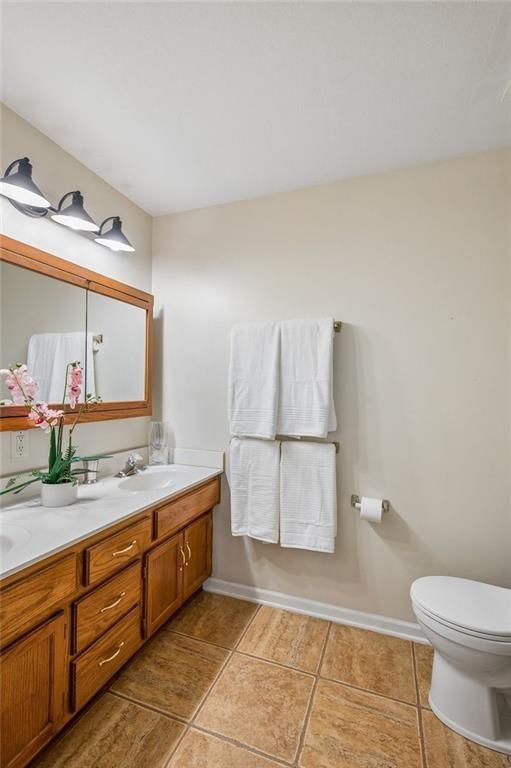 7102 N Kingston Court — photo 15