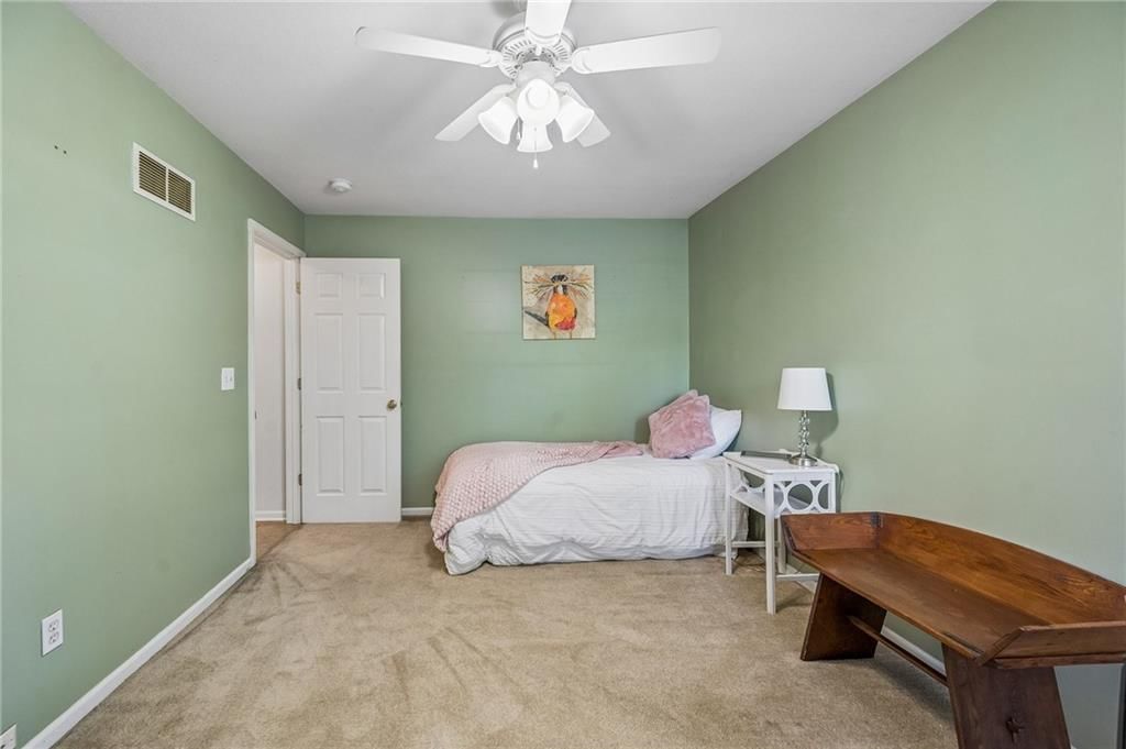 7102 N Kingston Court — photo 19