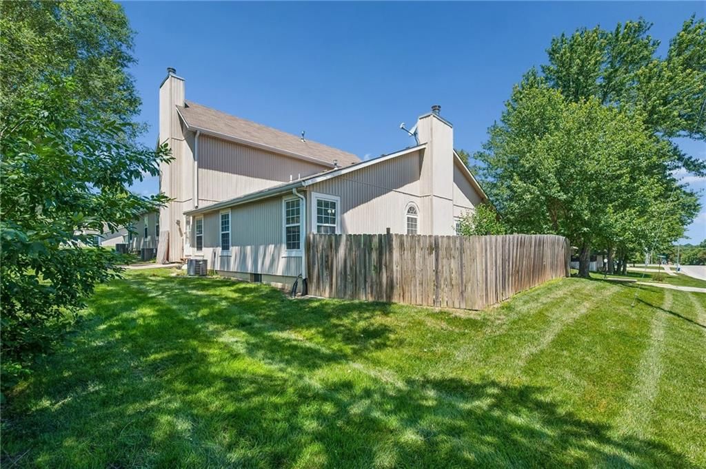7102 N Kingston Court — photo 27