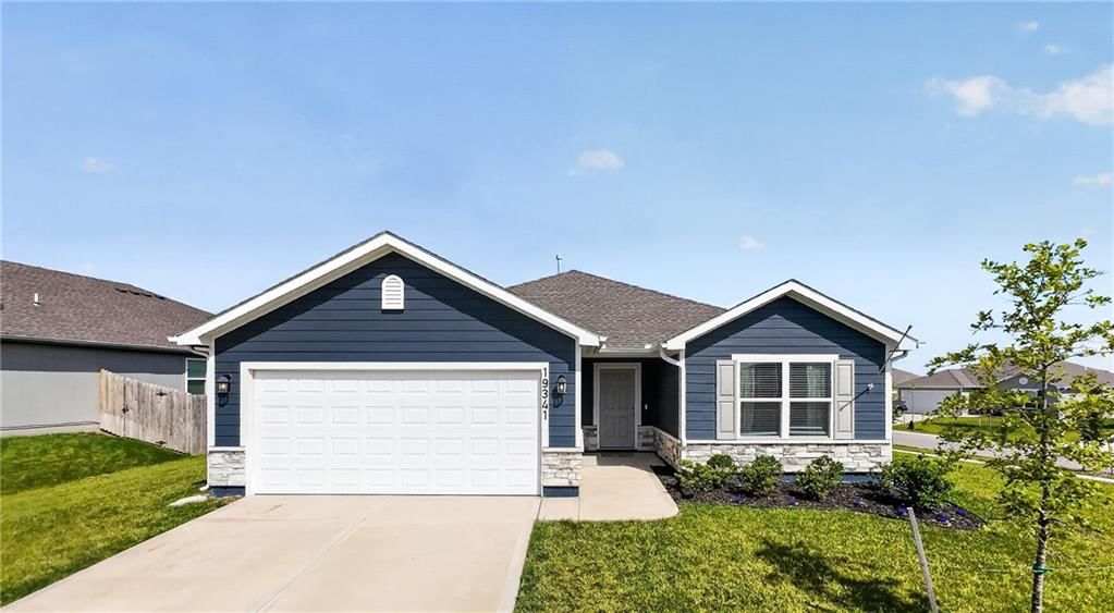 19341 Belford Street, Spring Hill, KS